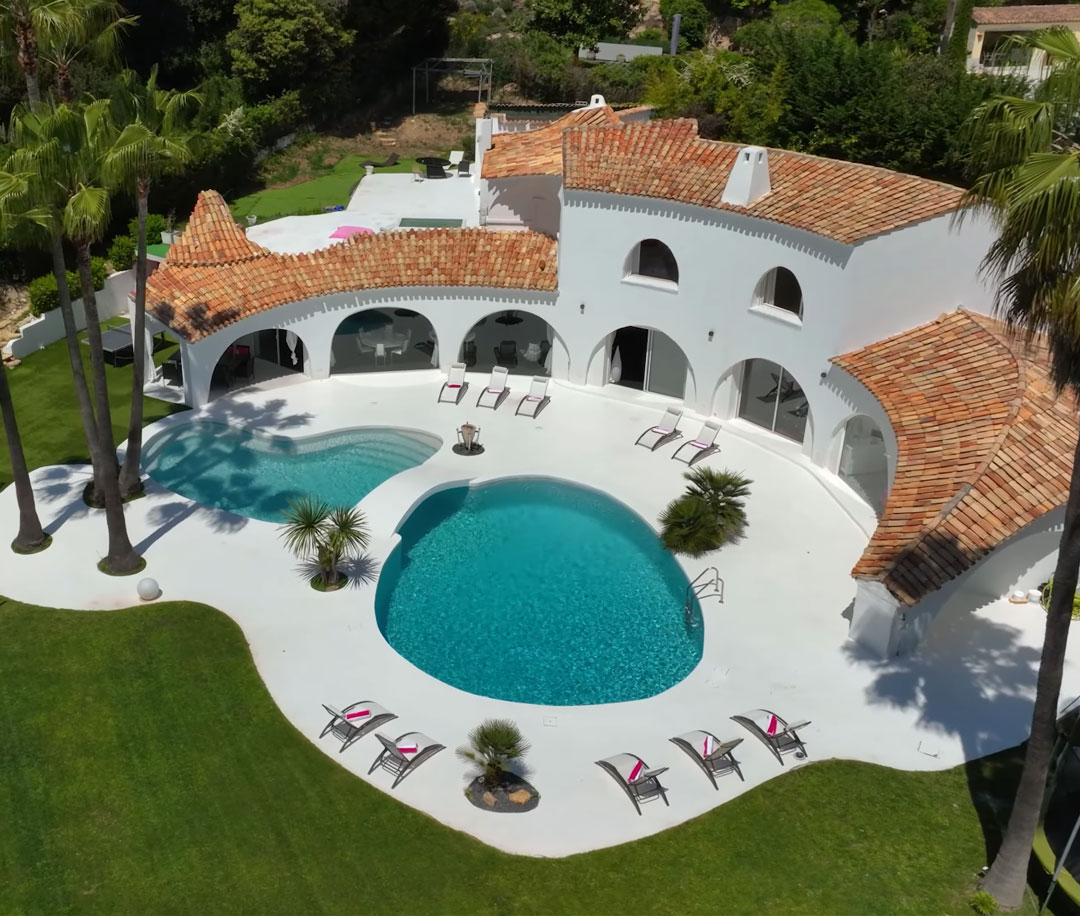 Villa Festive